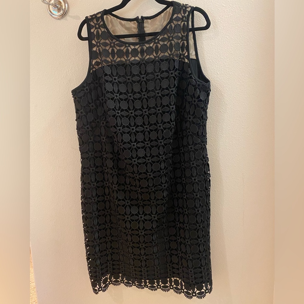 Size 14W Lauren Ralph Lauren Black Sheath dress!